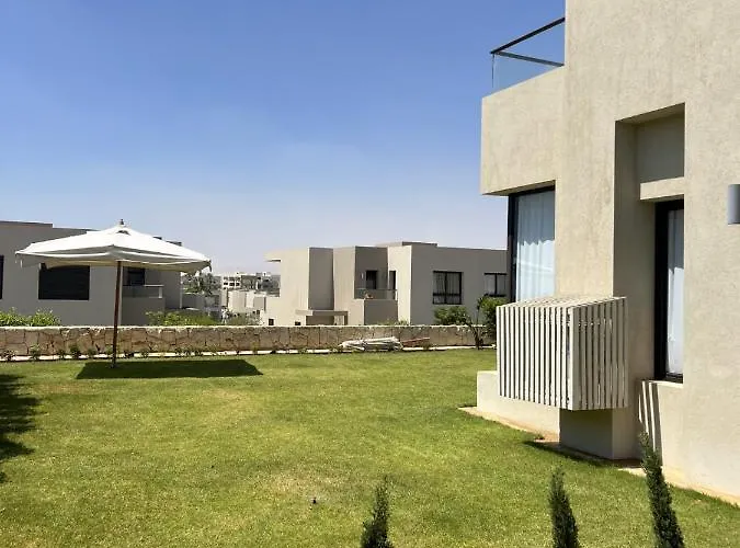 Azha Ain Sokhna Luxury Vacation - Families Only Ferienhaus *