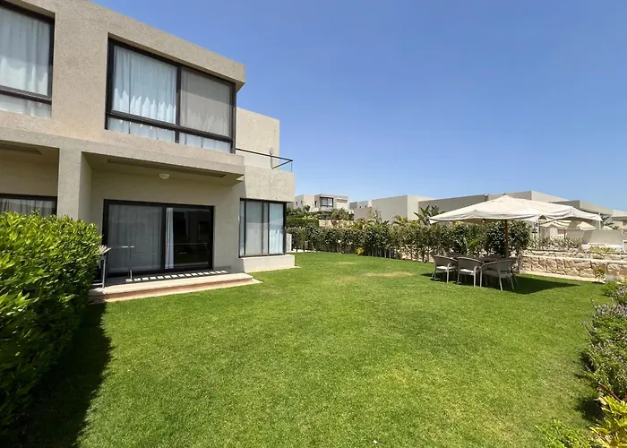 Azha Ain Sokhna Luxury Vacation - Families Only Ferienhaus